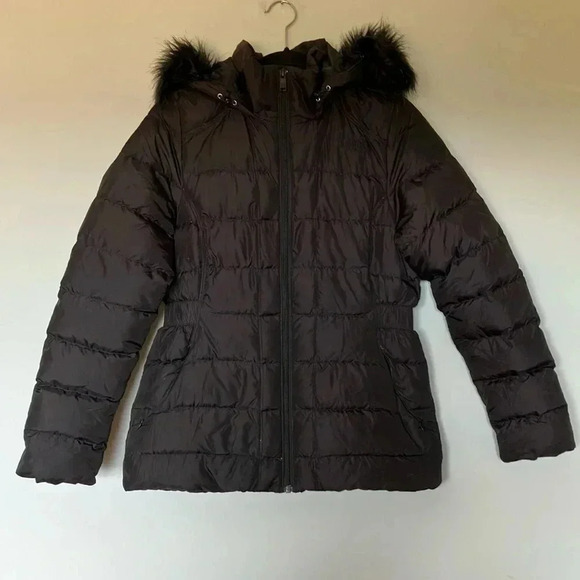 The  North Face all black down puffer hooded jacket - Picture 1 of 9